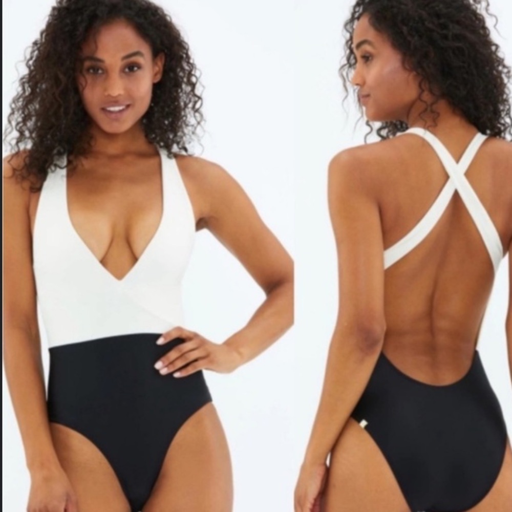 Summersalt The Deep Dive size 14 one piece swimsuit black white